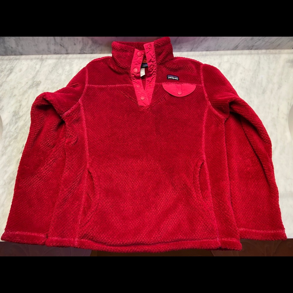 Girls size M (10) Patagonia Pullover